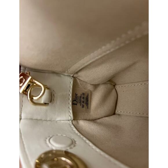 New in Box DIOR VIP Beaute Makeup Cream Quilted with silver Hardware - Picture 3 of 7